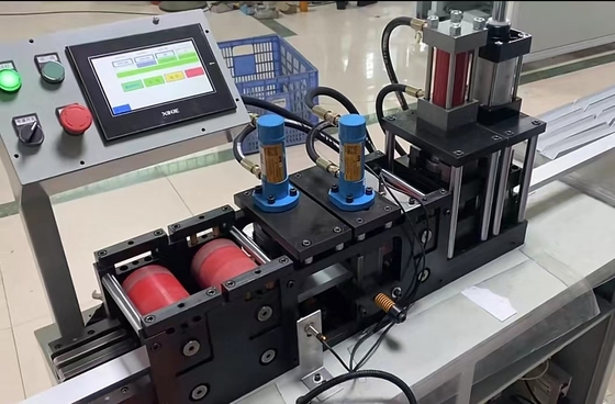 Máy cắt góc khung nhôm định hình 380V Điều khiển máy vi tính